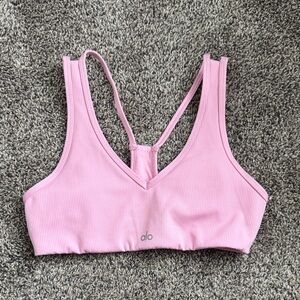 Alo Ribbed Jump Start V Neck Bra